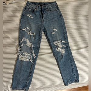 Aeropostale Mom Jeans. Size 000.